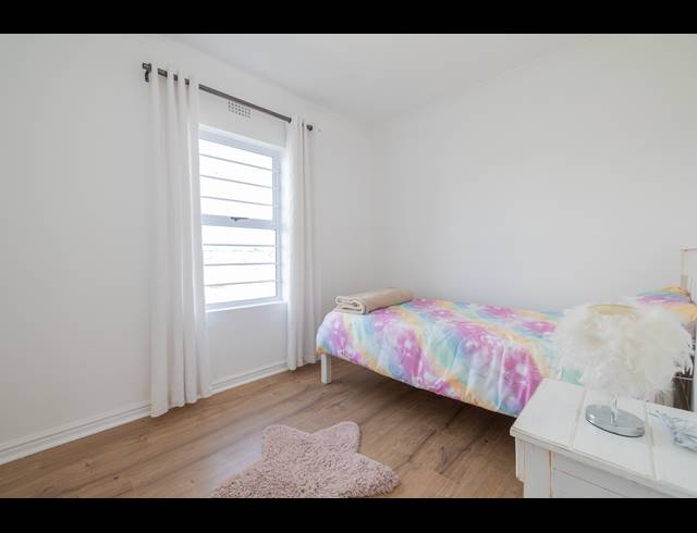3 BEDROOM FREEHOLD FOR SALE IN SILVERSANDS